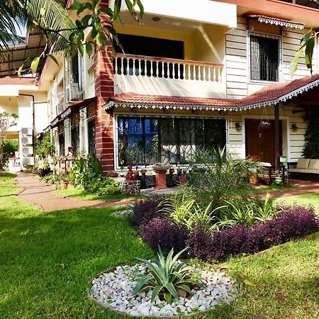 Shanu'S Seaside Inn - A Guesthouse, 100 Metres To Candolim Beach Extérieur photo