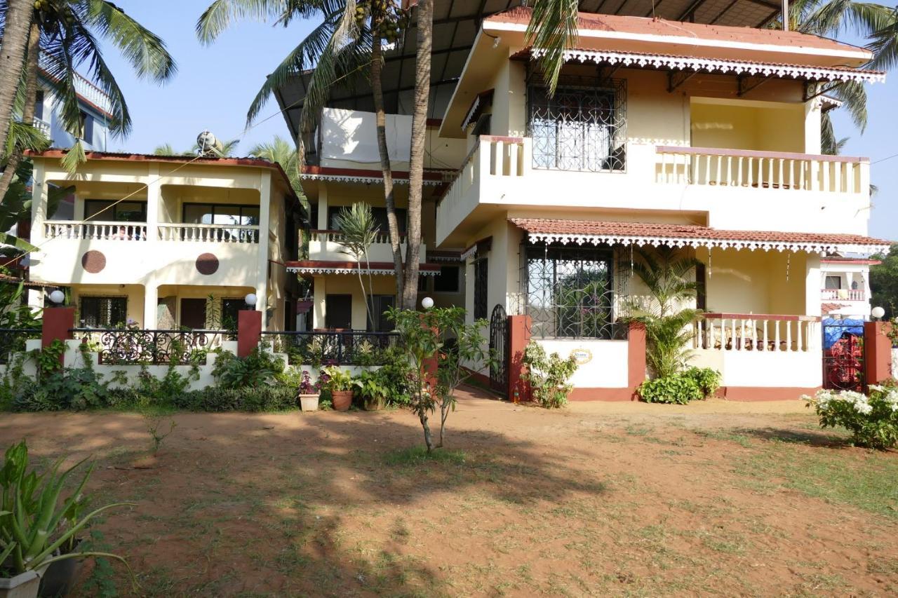 Shanu'S Seaside Inn - A Guesthouse, 100 Metres To Candolim Beach Extérieur photo